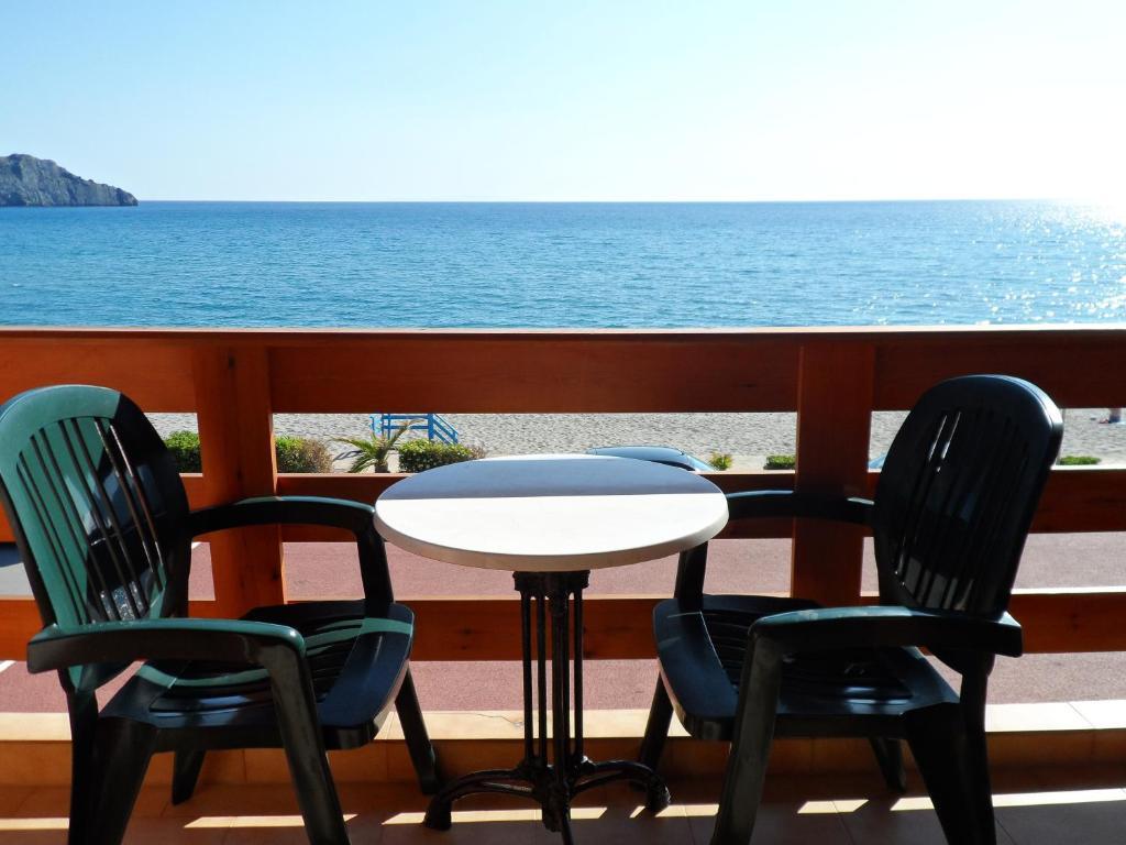 Flisvos Rooms Plakias Pokoj fotografie