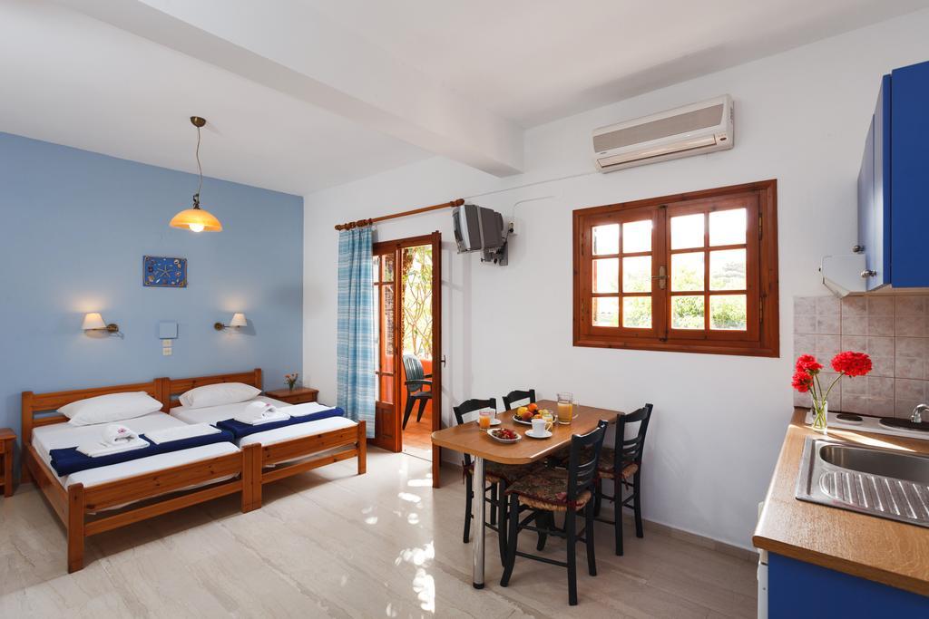 Flisvos Rooms Plakias Pokoj fotografie