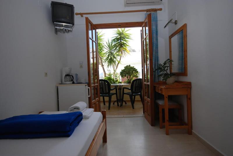 Flisvos Rooms Plakias Pokoj fotografie